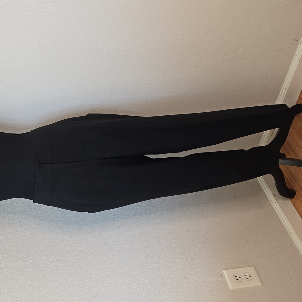 Ann Taylor Black Crop Pants Size 8